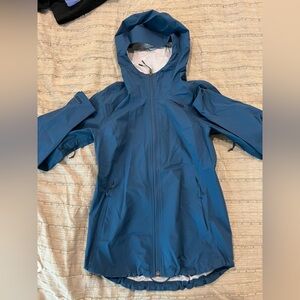 NWOT The North Face Women's Rain Jacket